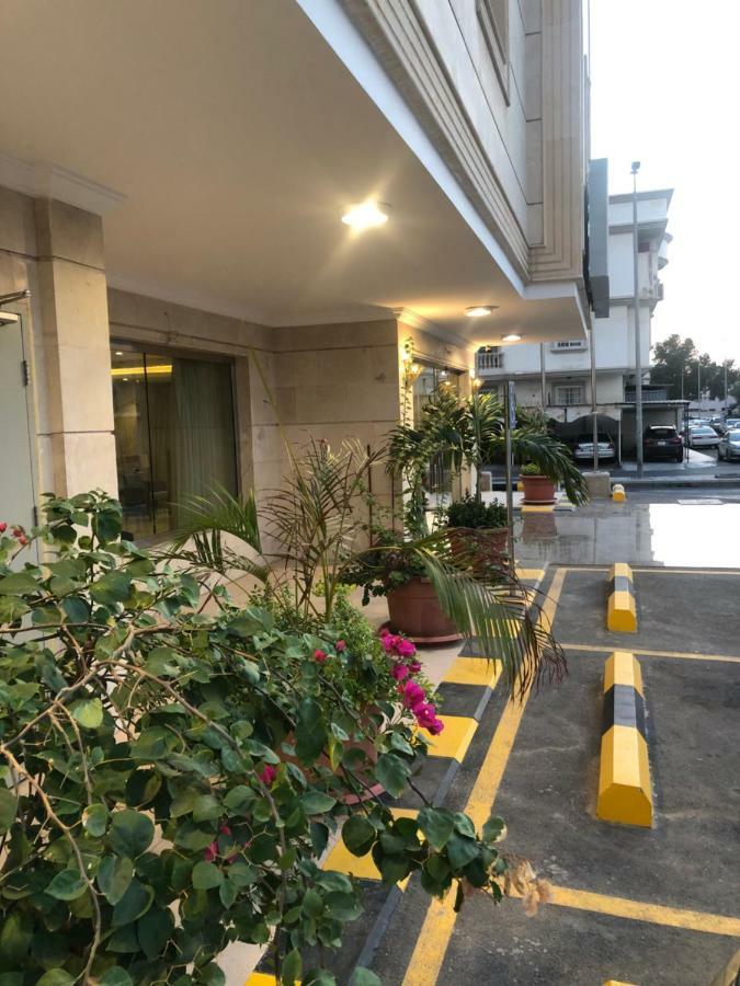 Dar Al Maamon Furnished Apartment Jeddah Exterior photo